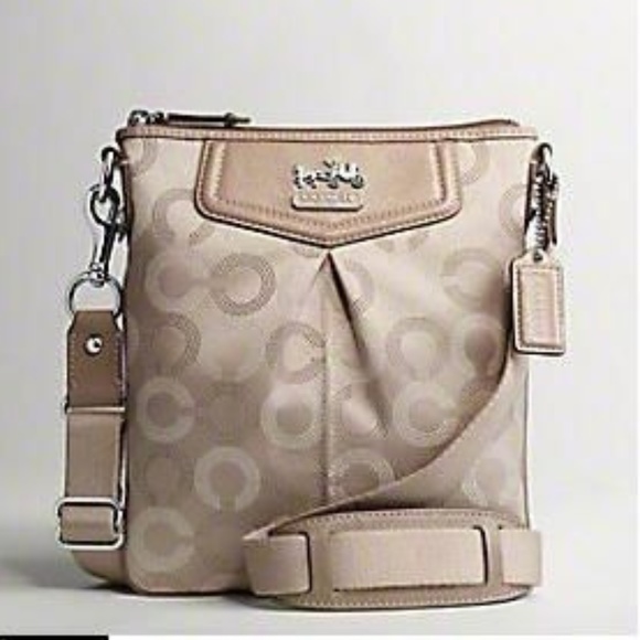 coach hand bag - Picture 3 of 3